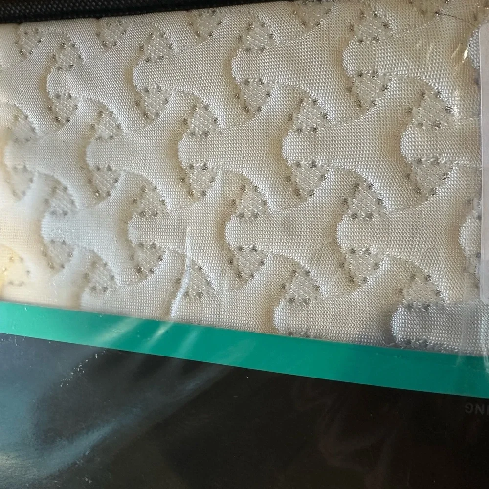 Bedgear Performance Mattress Protector - White - Cooling- Waterproof -Stain res